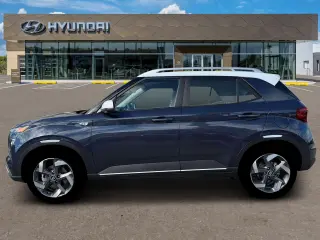 Hyundai VENUE 2026 SEL 4dr Crossover w/Two-Tone Roof