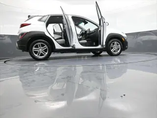 Hyundai KONA 2023 AWD SE 4dr Crossover