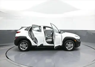 Hyundai KONA 2023 AWD SE 4dr Crossover