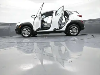 Hyundai KONA 2023 AWD SE 4dr Crossover