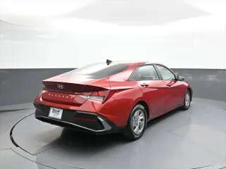 Hyundai ELANTRA 2024 SE 4dr Sedan