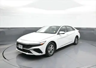Hyundai ELANTRA 2025 SE 4dr Sedan