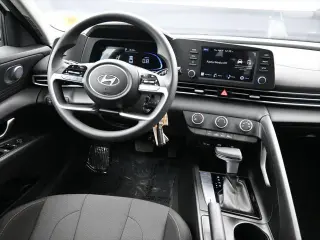 Hyundai ELANTRA 2025 SE 4dr Sedan