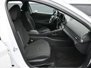 Hyundai ELANTRA 2025 SE 4dr Sedan