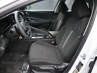 Hyundai ELANTRA 2025 SE 4dr Sedan
