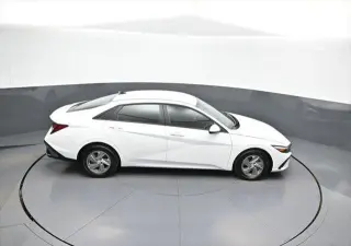 Hyundai ELANTRA 2025 SE 4dr Sedan