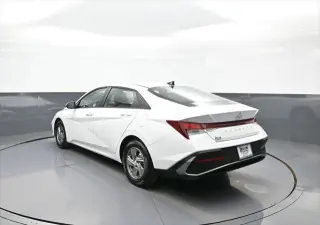 Hyundai ELANTRA 2025 SE 4dr Sedan