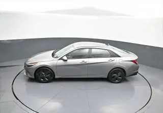 Hyundai ELANTRA 2023 SEL 4dr Sedan