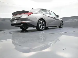Hyundai ELANTRA 2023 Limited 4dr Sedan