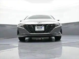 Hyundai ELANTRA 2023 Limited 4dr Sedan