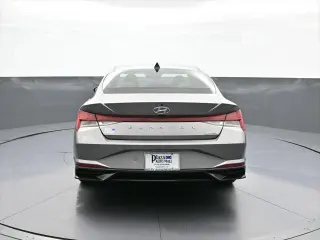 Hyundai ELANTRA 2023 Limited 4dr Sedan