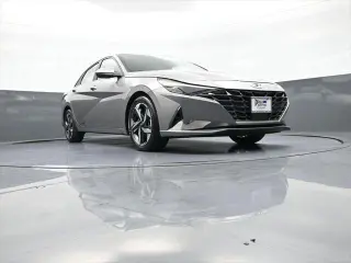 Hyundai ELANTRA 2023 Limited 4dr Sedan