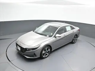 Hyundai ELANTRA 2023 Limited 4dr Sedan