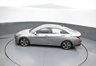 Hyundai ELANTRA 2023 Limited 4dr Sedan