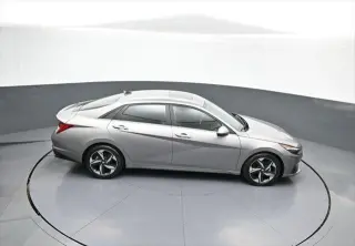 Hyundai ELANTRA 2023 Limited 4dr Sedan
