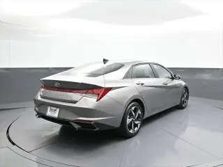 Hyundai ELANTRA 2023 Limited 4dr Sedan