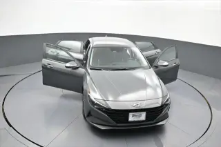 Hyundai ELANTRA 2023 SEL 4dr Sedan