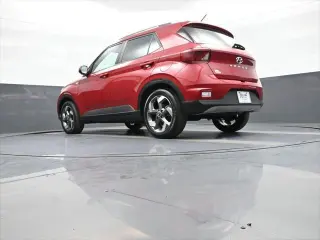 Hyundai VENUE 2023 Limited 4dr Crossover
