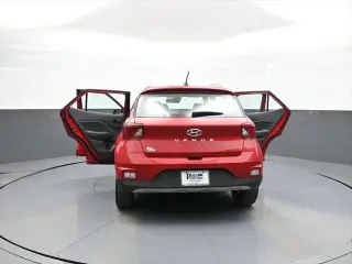 Hyundai VENUE 2023 Limited 4dr Crossover