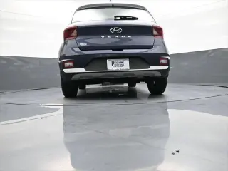 Hyundai VENUE 2023 Limited 4dr Crossover
