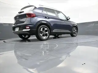 Hyundai VENUE 2023 Limited 4dr Crossover