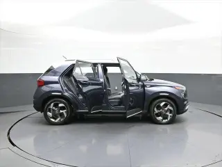 Hyundai VENUE 2023 Limited 4dr Crossover