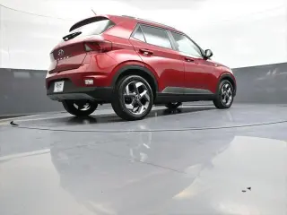 Hyundai VENUE 2023 Limited 4dr Crossover