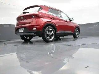 Hyundai VENUE 2024 SEL 4dr Crossover