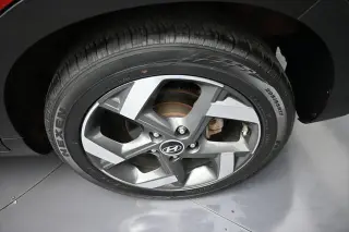 Hyundai VENUE 2024 SEL 4dr Crossover