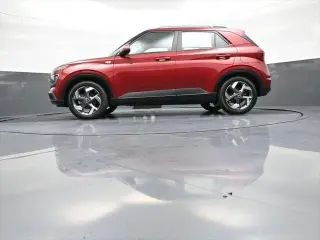 Hyundai VENUE 2024 SEL 4dr Crossover