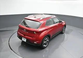 Hyundai VENUE 2024 SEL 4dr Crossover