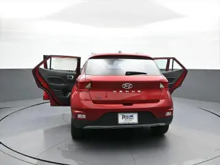 Hyundai VENUE 2024 SEL 4dr Crossover