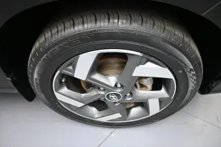 Hyundai VENUE 2023 SEL 4dr Crossover