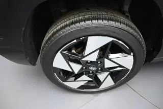Hyundai KONA 2024 AWD Limited 4dr Crossover