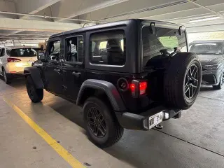 Jeep Wrangler 2024 4x4 Sport 4dr SUV