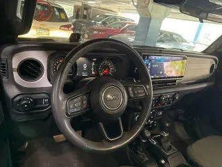 Jeep Wrangler 2024 4x4 Sport 4dr SUV