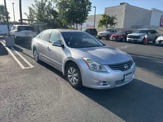 Nissan Altima 2012 2.5 S 4dr Sedan