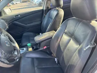 Nissan Altima 2012 2.5 S 4dr Sedan