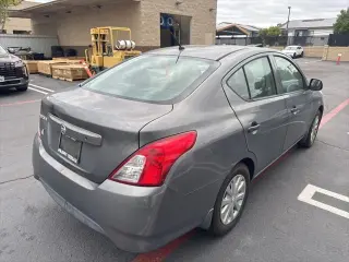 Nissan Versa 2016 1.6 S 4dr Sedan 5M