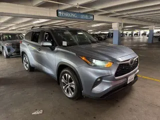 Toyota Highlander 2022 XLE 4dr SUV
