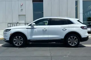 Lincoln Nautilus 2022 Reserve 4dr SUV