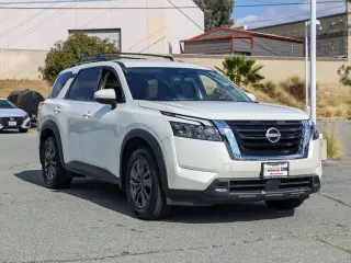 Nissan Pathfinder 2024 SV 4dr SUV