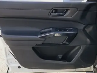 Nissan Pathfinder 2024 SV 4dr SUV