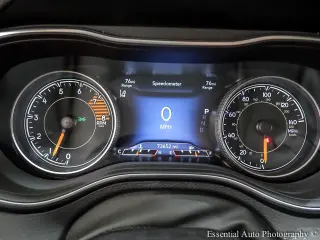 Jeep Cherokee 2021 4x4 Latitude Lux 4dr SUV