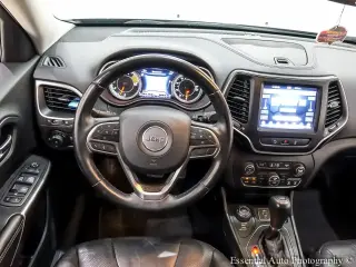 Jeep Cherokee 2021 4x4 Latitude Lux 4dr SUV