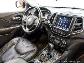 Jeep Cherokee 2021 4x4 Latitude Lux 4dr SUV