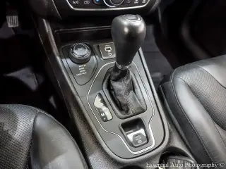 Jeep Cherokee 2021 4x4 Latitude Lux 4dr SUV