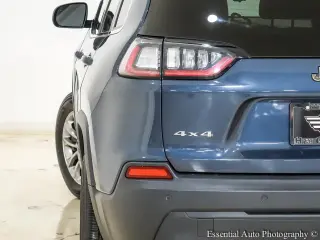 Jeep Cherokee 2021 4x4 Latitude Lux 4dr SUV