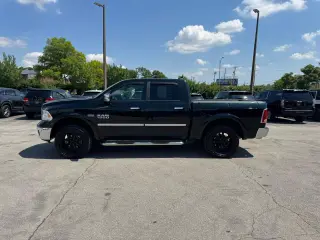 2017 RAM 1500 Laramie 4x4 Crew Cab 5'7" Box