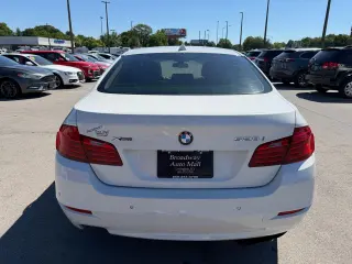 2016 BMW 5 Series 528i
